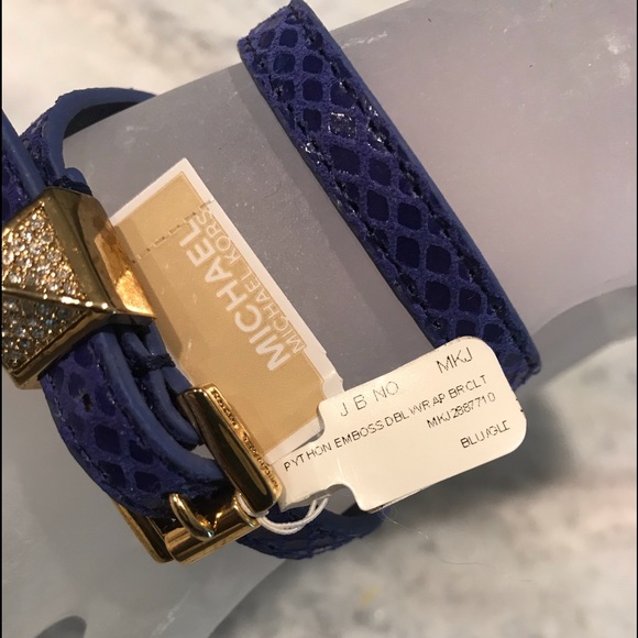 Michael Kors Leather Double Wrap Pyramid Bracelet - Picture 3 of 4